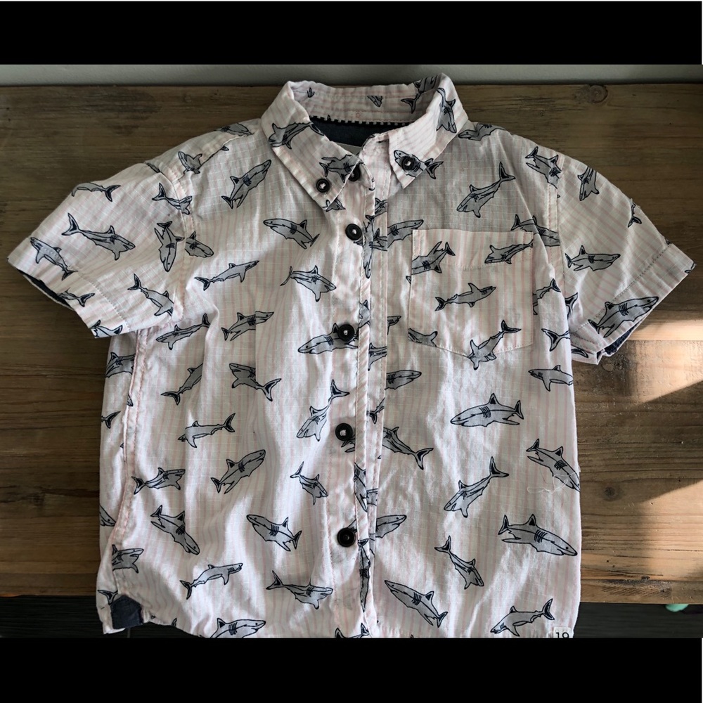 Sovereign Code - Short Sleeve Shark Print